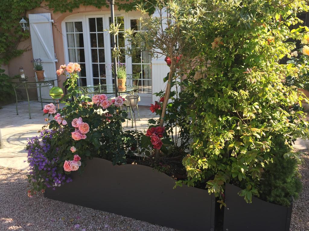 La Villa Rosalie Ventabren エクステリア 写真
