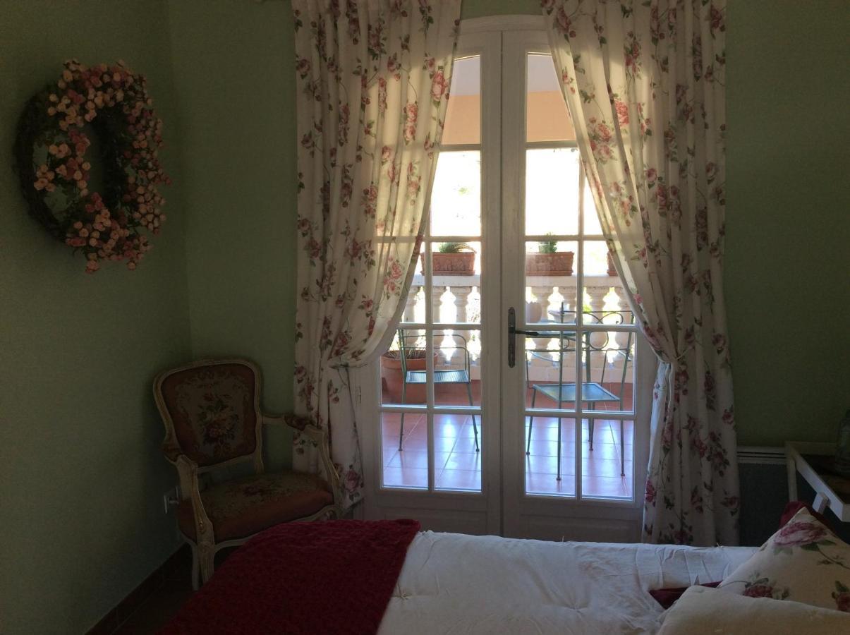 La Villa Rosalie Ventabren エクステリア 写真